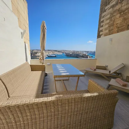 Portus Noir 瓦莱塔