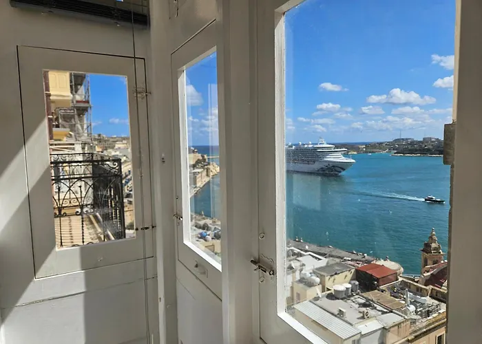 Portus Noir 度假居 *